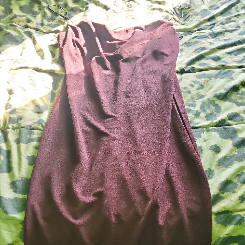 Burgundy dress ⭐